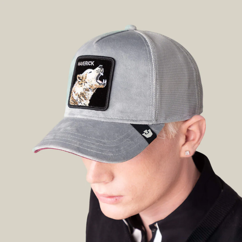 101-2348 Gorra Velour Wolf Goorin Bros | GIK Streetwear