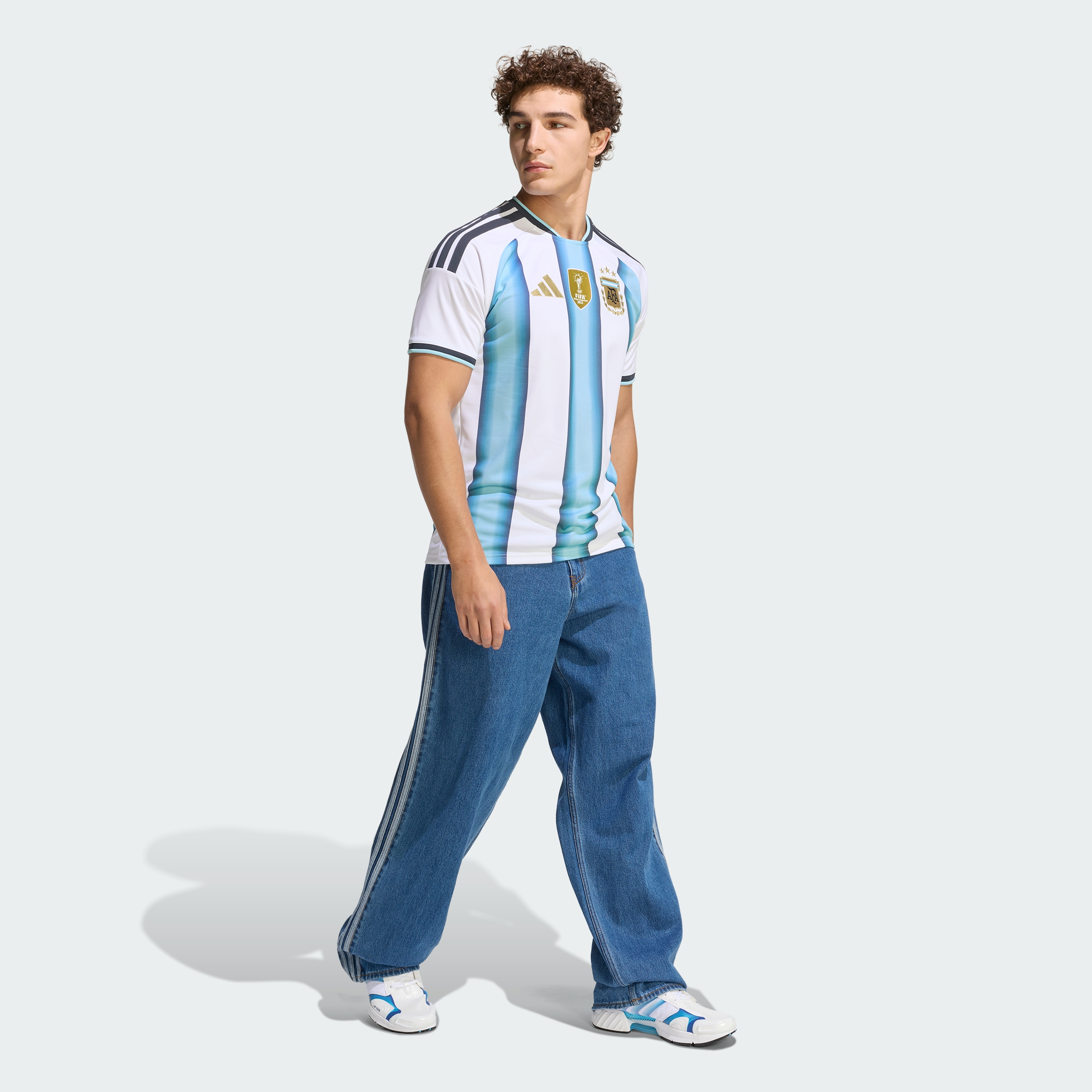 Jersey réplica de Argentina 26 de local. Ref: JM8396 - 2