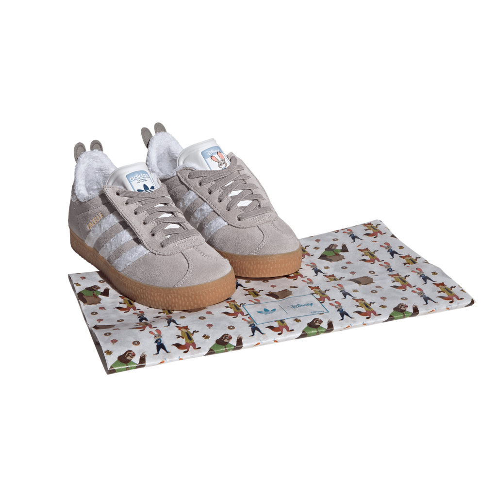 Zapatillas adidas Disney Gazelle para niños con cierre cómodo y cordones elásticos. Ref: JQ1345 - 11