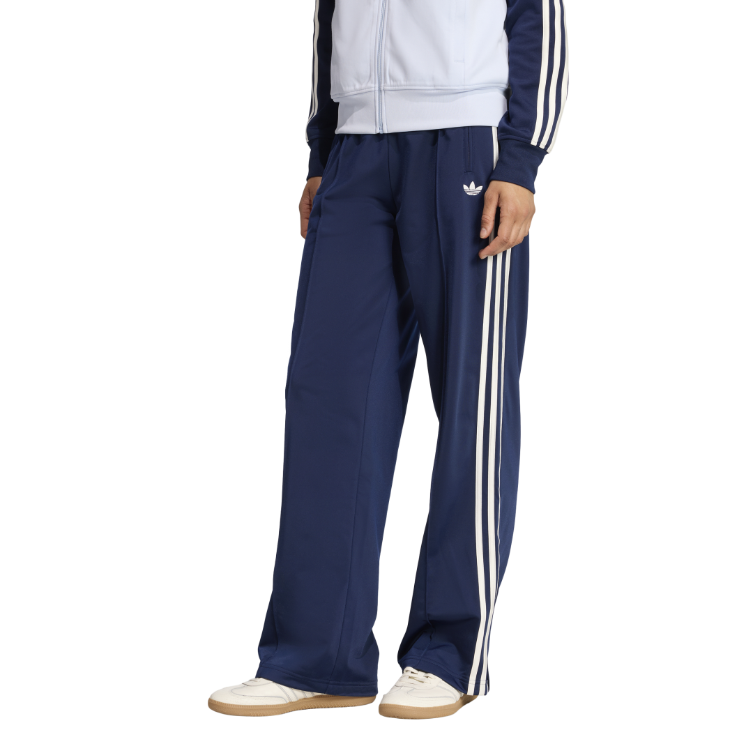KC9018 Pants Deportivos Firebird Holgados adidas para mujer| GIK Streetwear