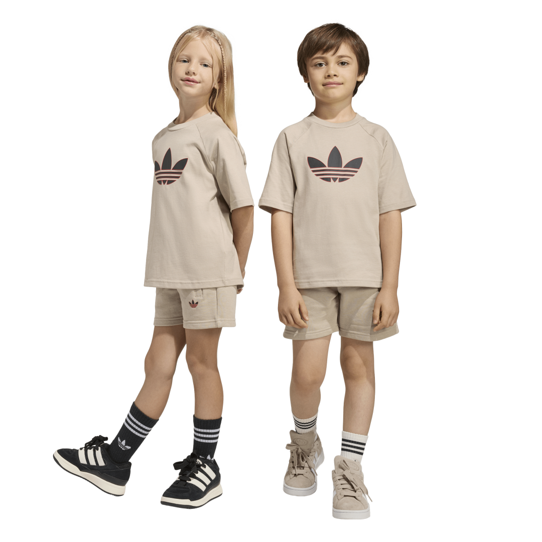 KD5764 CONJUNTO DE PLAYERA Y SHORTS TRIFOLIO adidas para unisex| GIK Streetwear