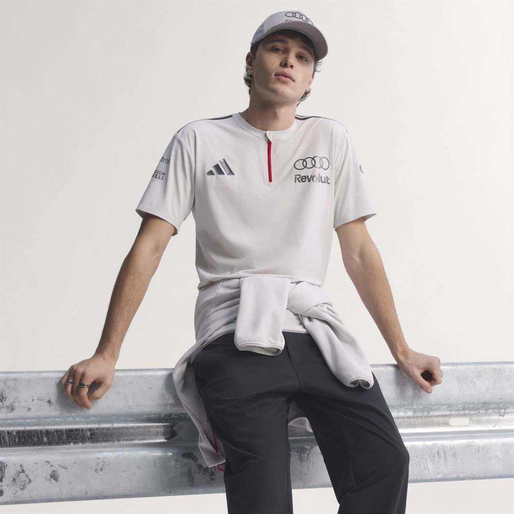 KE7324 CAMISETA POLO INGENIERÍA Y MARKETING AUDI REVOLUT F1 MANGA CORTA adidas para hombre | GIK Streetwear