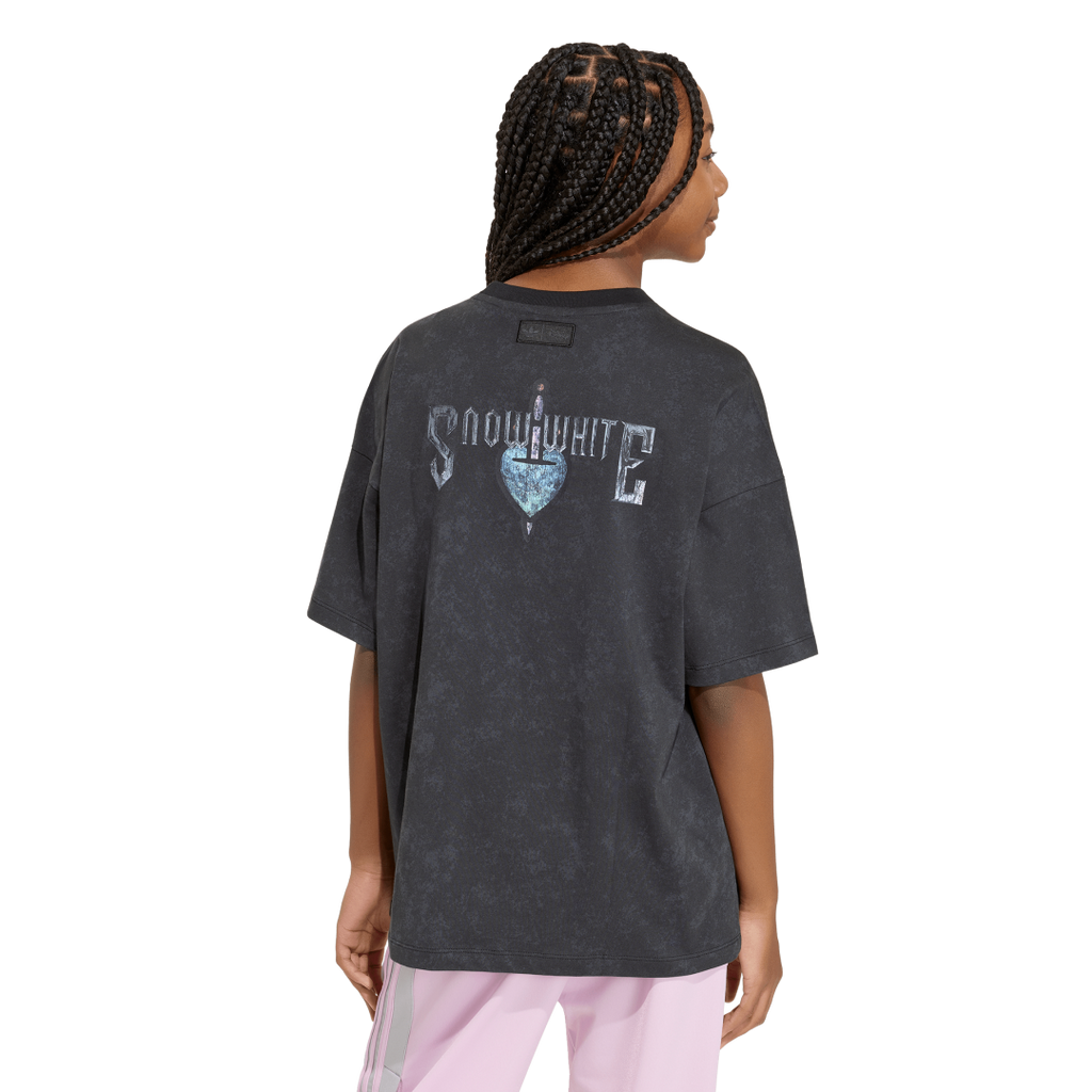 Camiseta GFX adidas Disney Villains deslavada oversize. Ref: KQ6082 - 2
